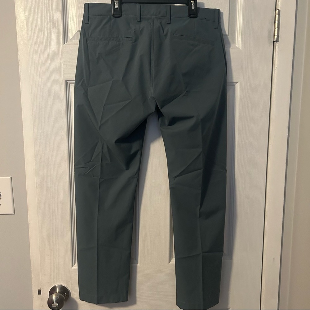 J. Crew Moisture-wicking, two-way stretch, Slim Flex Chino Gray Mens Pants NWOT - Picture 6 of 6